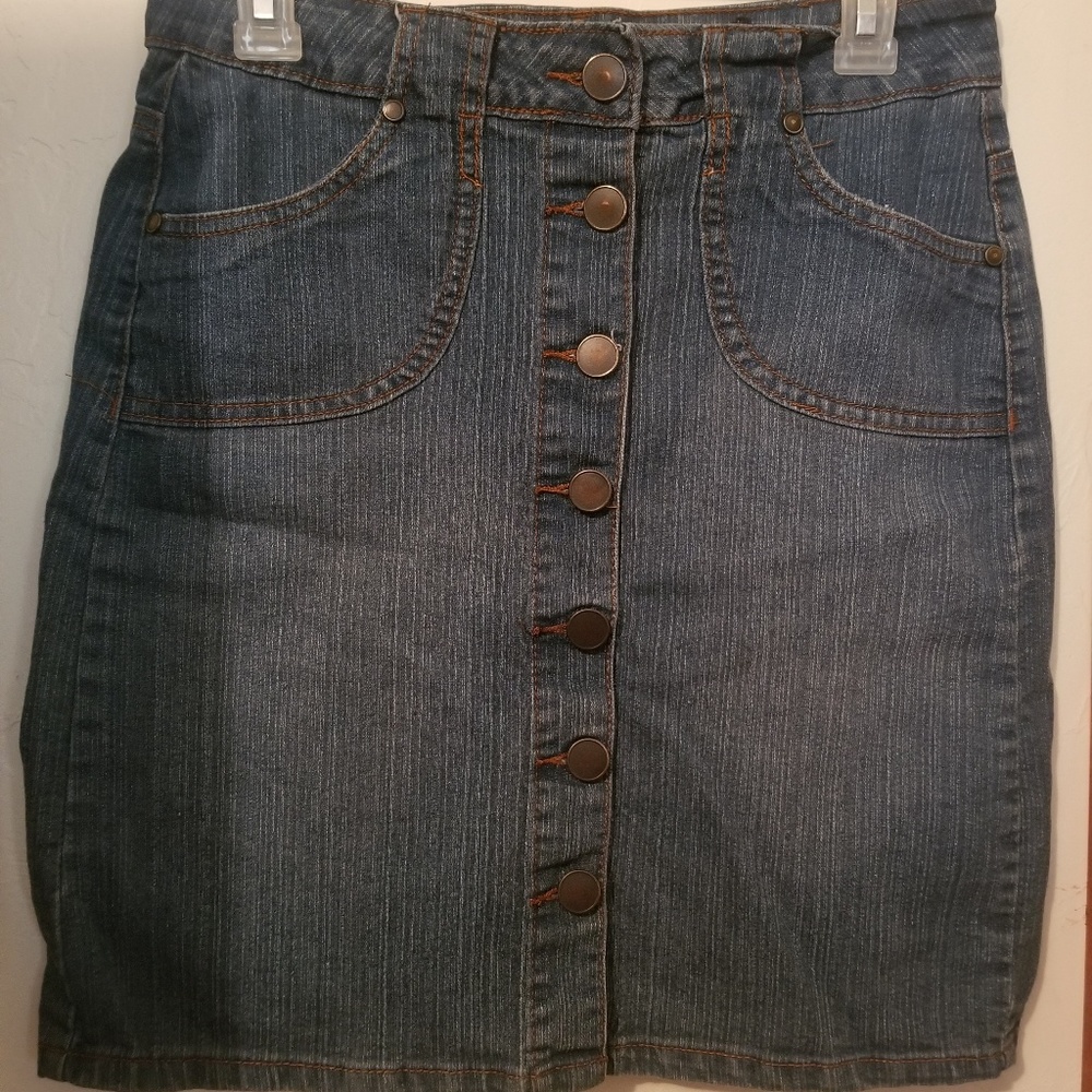 Women skirt